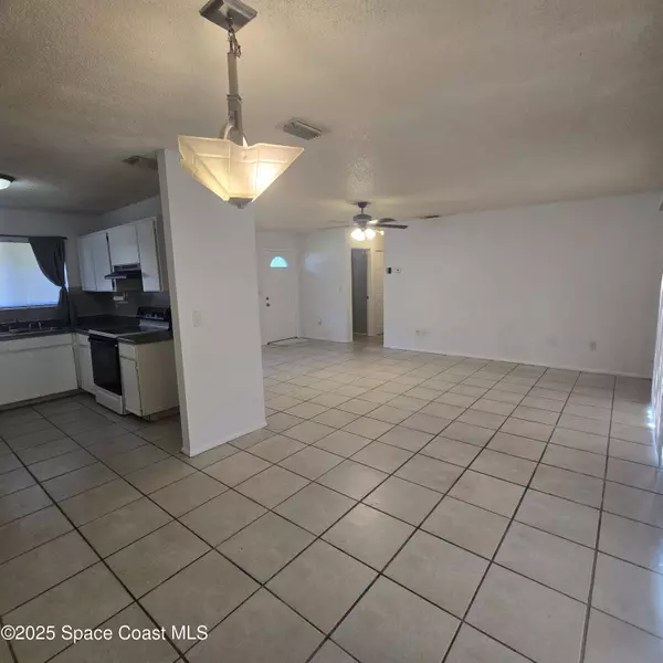 1124 Wabash RD SE, Palm Bay, FL 32909