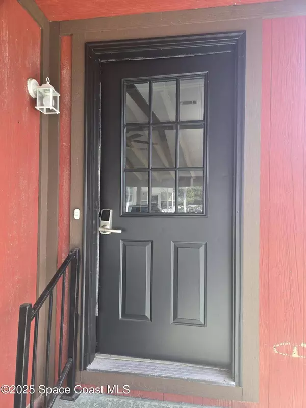 623 Marlin CIR, Barefoot Bay, FL 32976