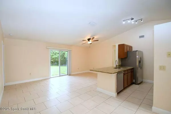 791 Delano AVE NW, Palm Bay, FL 32907