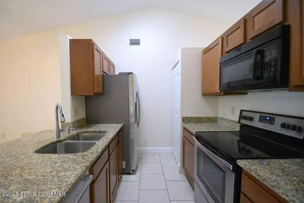 791 Delano AVE NW, Palm Bay, FL 32907