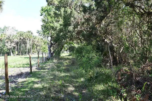 455 E Hall RD, Merritt Island, FL 32953