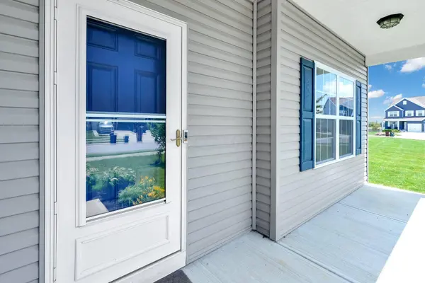 166 Rosewood Loop, Commercial Point, OH 43116