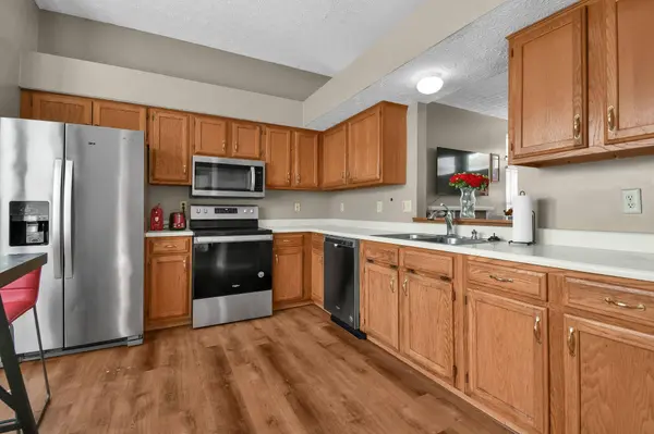 7592 Kittansett Lane, Pickerington, OH 43147