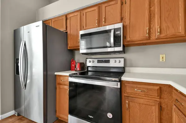7592 Kittansett Lane, Pickerington, OH 43147