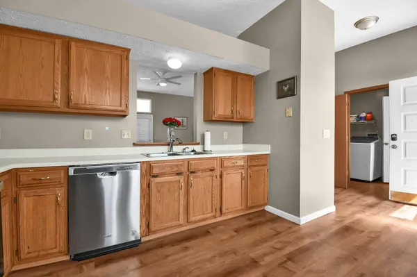 7592 Kittansett Lane, Pickerington, OH 43147