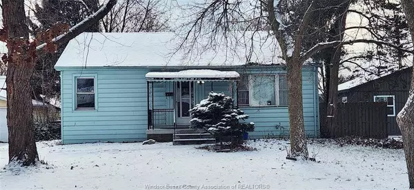 559 VANIER Street, Windsor, ON N8X 3E2