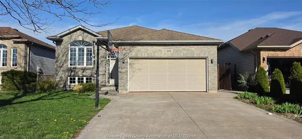 4628 FONTANA, Windsor, ON N9G 3C8