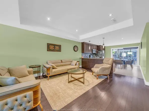 11945 MAITLAND Avenue, Windsor, ON N8P 0B9