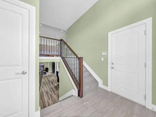11945 MAITLAND Avenue, Windsor, ON N8P 0B9