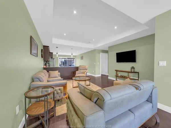 11945 MAITLAND Avenue, Windsor, ON N8P 0B9
