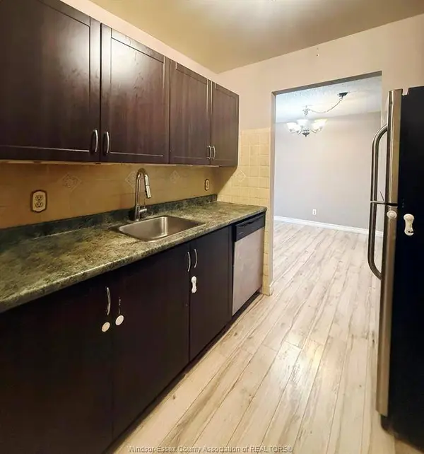 739 DEVERON Crescent #210, London, ON N5Z 4Y1