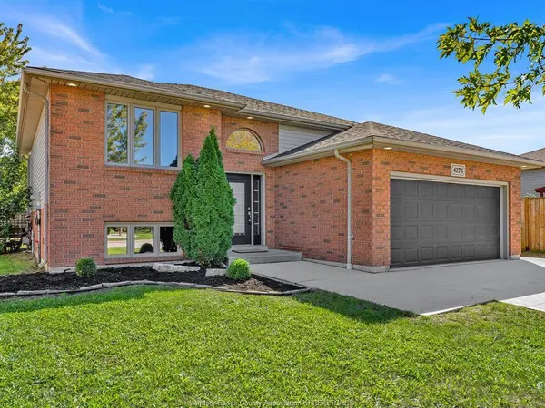 4274 DENNISON Court, Windsor, ON N9G 2Y8