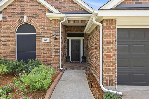 6429 Windwood Court, Fort Worth, TX 76132