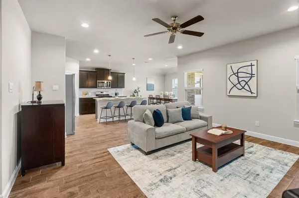1338 Rolling Meadows Drive, Cedar Hill, TX 75104