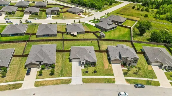 1338 Rolling Meadows Drive, Cedar Hill, TX 75104