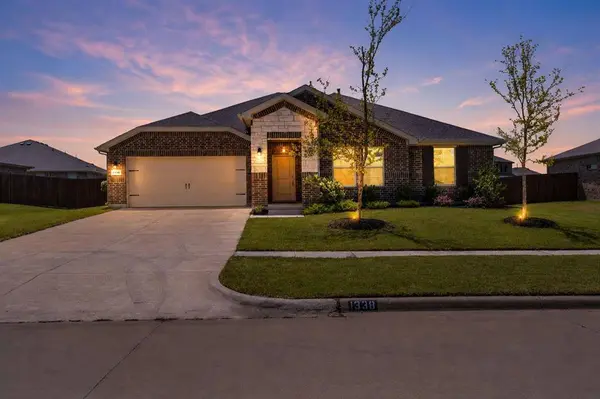 1338 Rolling Meadows Drive, Cedar Hill, TX 75104