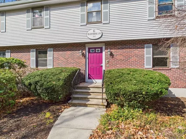6 Meadowbrook Ln #2, Easton, MA 02375