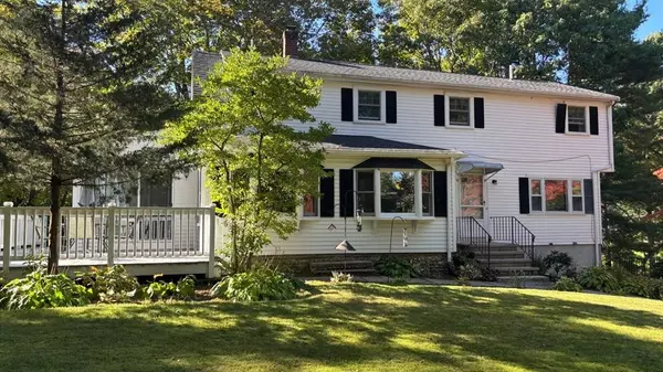318 South St, Hanson, MA 02341