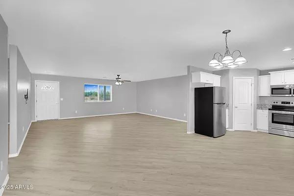 24272 E KING Road, Florence, AZ 85132