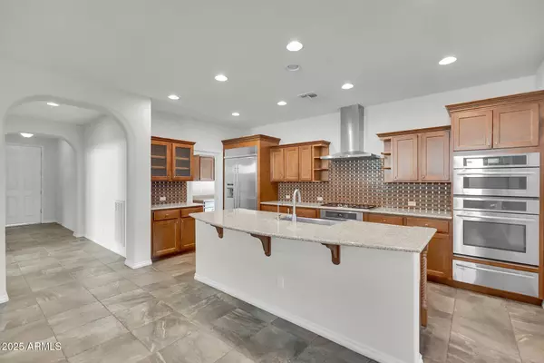 594 E VESPER Trail, Queen Creek, AZ 85140