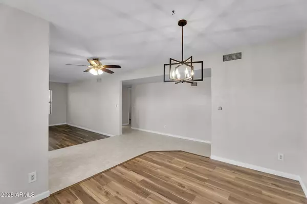 2655 E ENCANTO Street, Mesa, AZ 85213