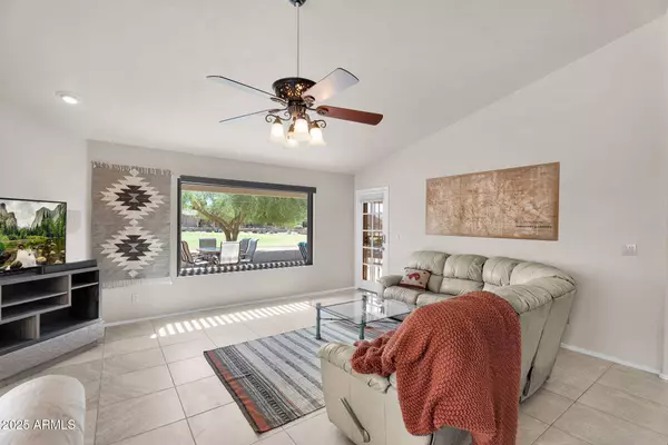 8173 E LAVENDER Drive, Gold Canyon, AZ 85118