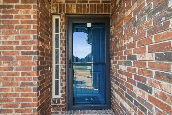 8922 N 143rd East Avenue, Owasso, OK 74055