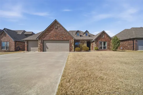 8922 N 143rd East Avenue, Owasso, OK 74055