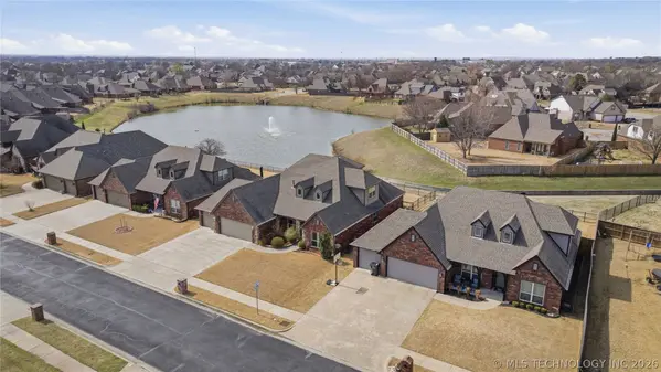 8922 N 143rd East Avenue, Owasso, OK 74055