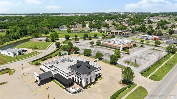 3200 W Lansing ST, Broken Arrow, OK 74012