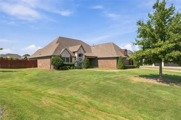 7052 S 310th East AVE, Broken Arrow, OK 74014