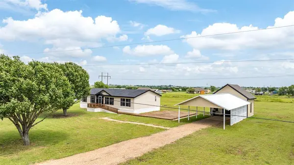 9016 Adobe Court, Alvarado, TX 76009