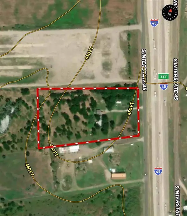 5600 S Interstate Hwy 45 W #S, Corsicana, TX 75109