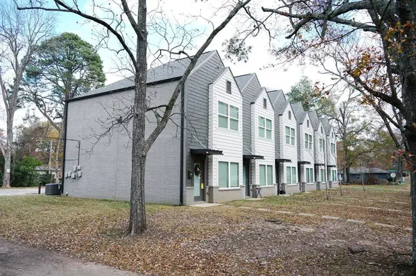 806 W 32nd Street, Texarkana, TX 75503