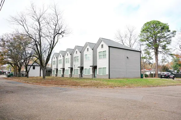 806 W 32nd Street, Texarkana, TX 75503