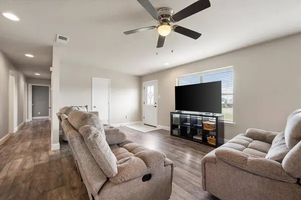 106 Toowoomba Lane, Weatherford, TX 76085