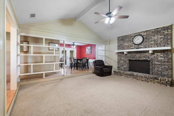 541 Apple Lane, Midlothian, TX 76065