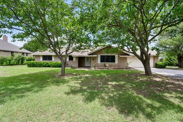 541 Apple Lane, Midlothian, TX 76065