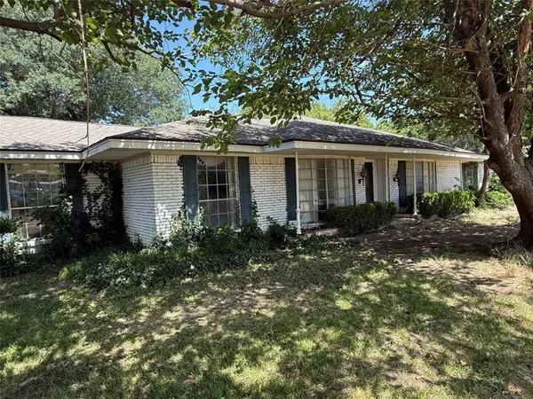 604 E Highland Road, Ovilla, TX 75154