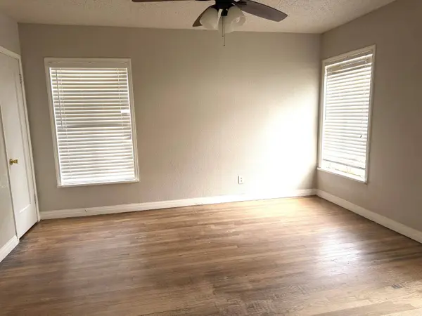 30th Street, Lubbock, TX 79410