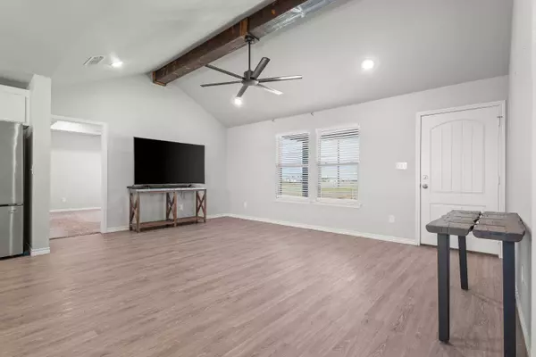 County Rd 6400 #B, Shallowater, TX 79363