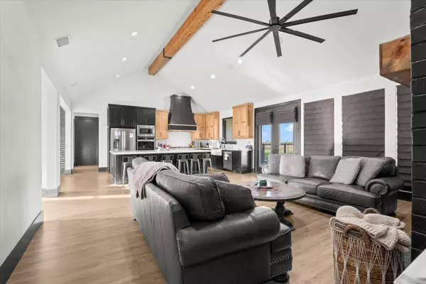 6213 N C R 1500, Shallowater, TX 79363