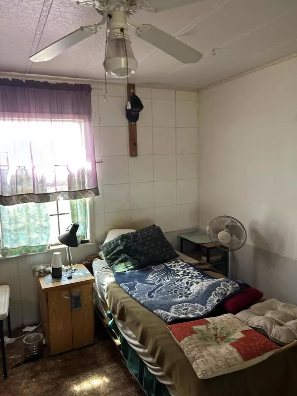 CR 6100, Shallowater, TX 79363