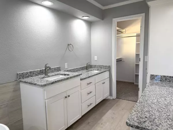 Louisville Avenue, Lubbock, TX 79423