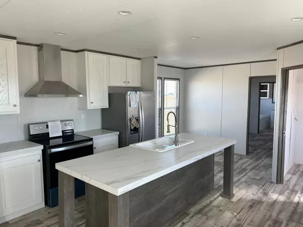 6932 Pr Kimber, Shallowater, TX 79363