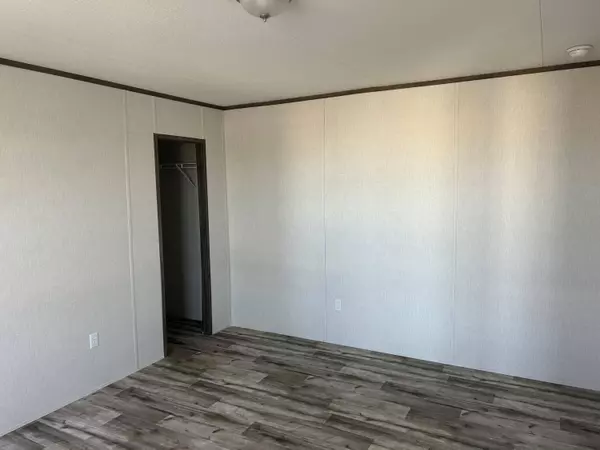 6932 Pr Kimber, Shallowater, TX 79363