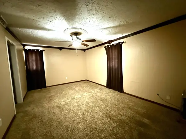 2609 E County Road 7110, Lubbock, TX 79404