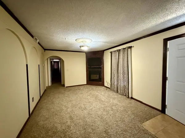 2609 E County Road 7110, Lubbock, TX 79404