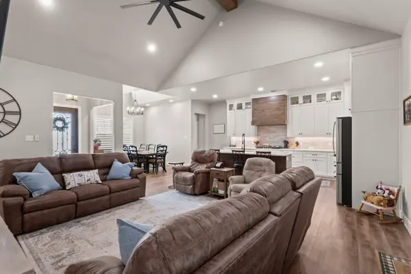 6957 100th Street, Lubbock, TX 79424