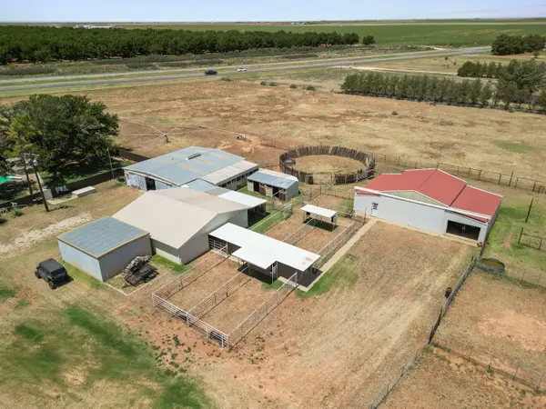 1024 U.S. 82, Brownfield, TX 79316